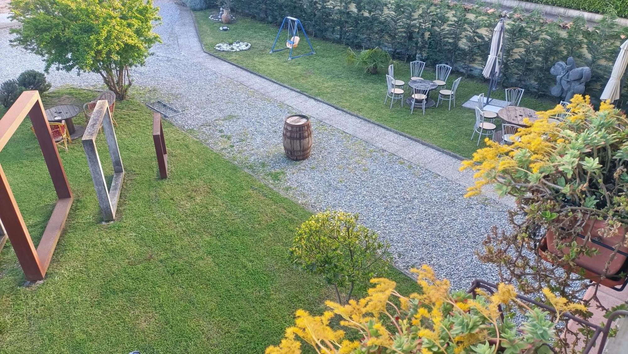 B&B Il Loto Bike Friendly Vailate Buitenkant foto